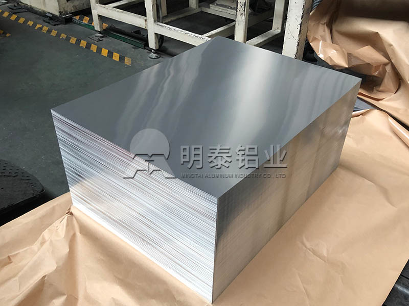 1060铝板厂家-母线和母线槽的区别有哪些？